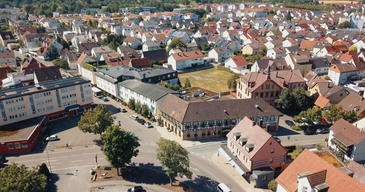 Hotel Adler Asperg Buitenkant foto