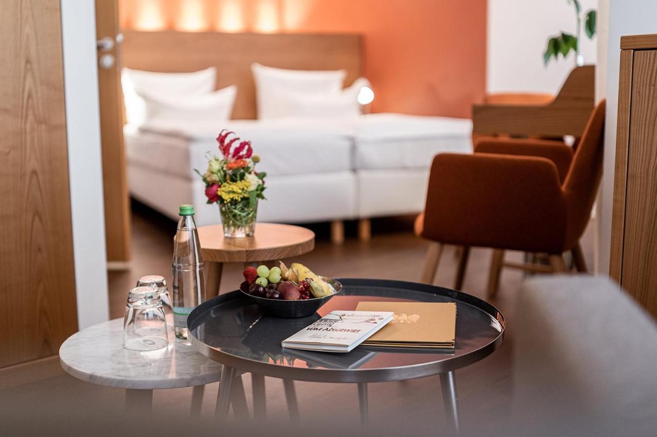 Hotel Adler Asperg Buitenkant foto