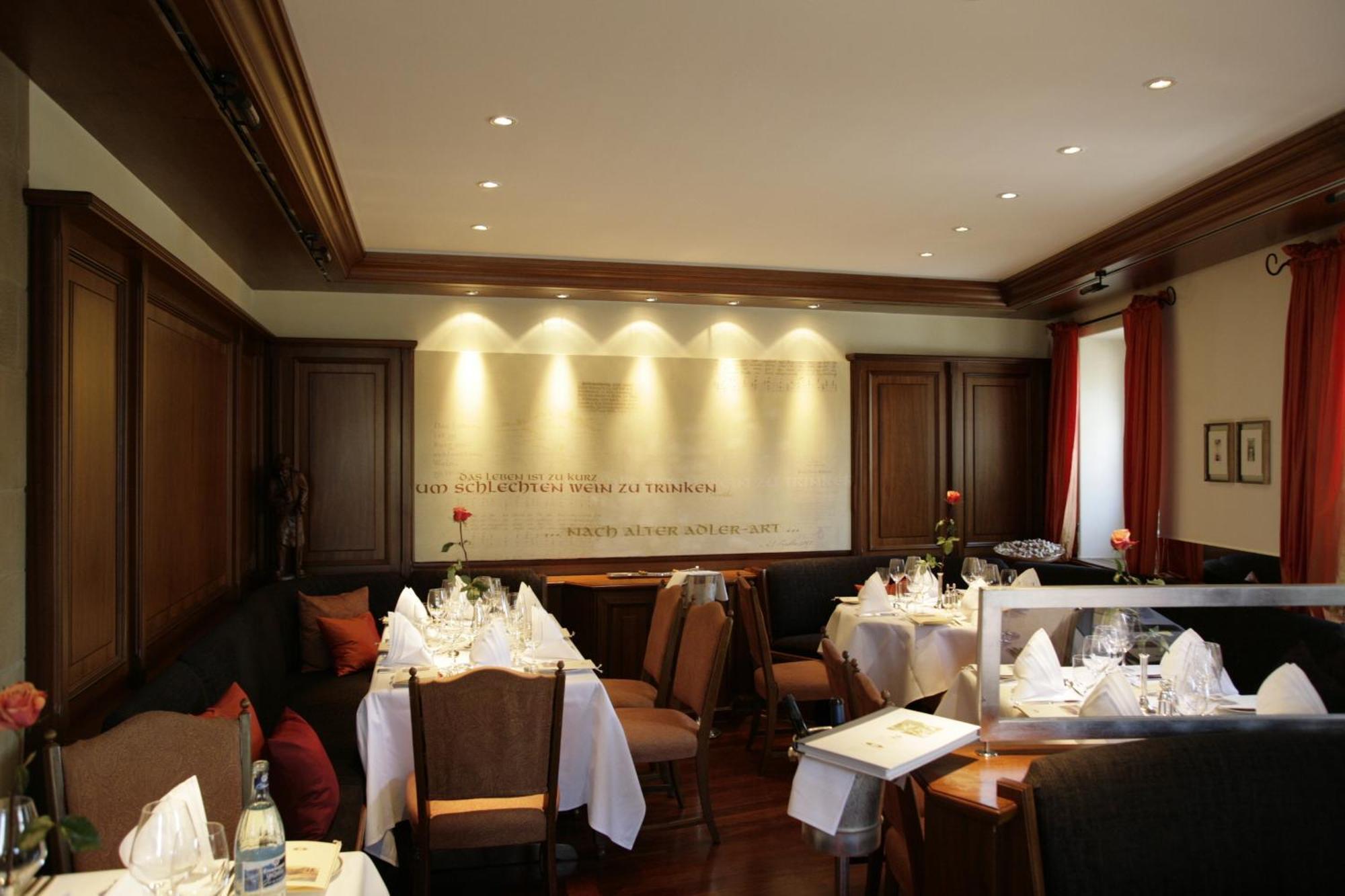 Hotel Adler Asperg Buitenkant foto